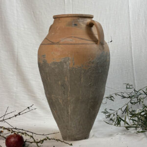 Vaso antico da giardino o da casa